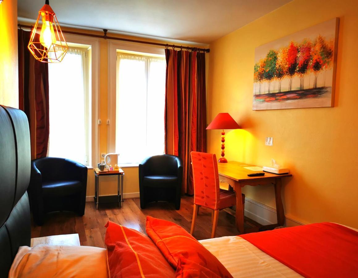 Remilly-Aillicourt Logis La Sapiniere酒店 外观 照片