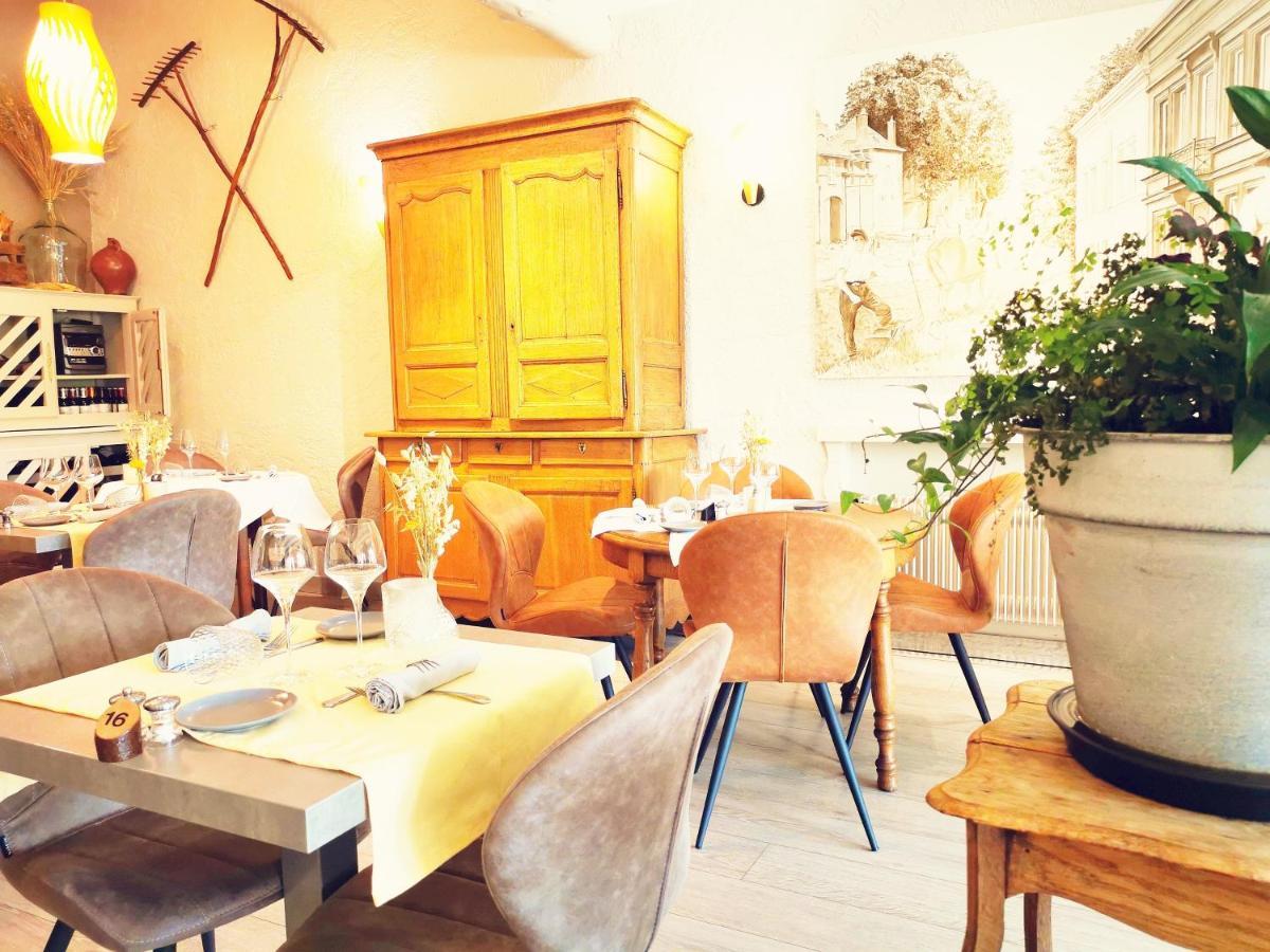 Remilly-Aillicourt Logis La Sapiniere酒店 外观 照片